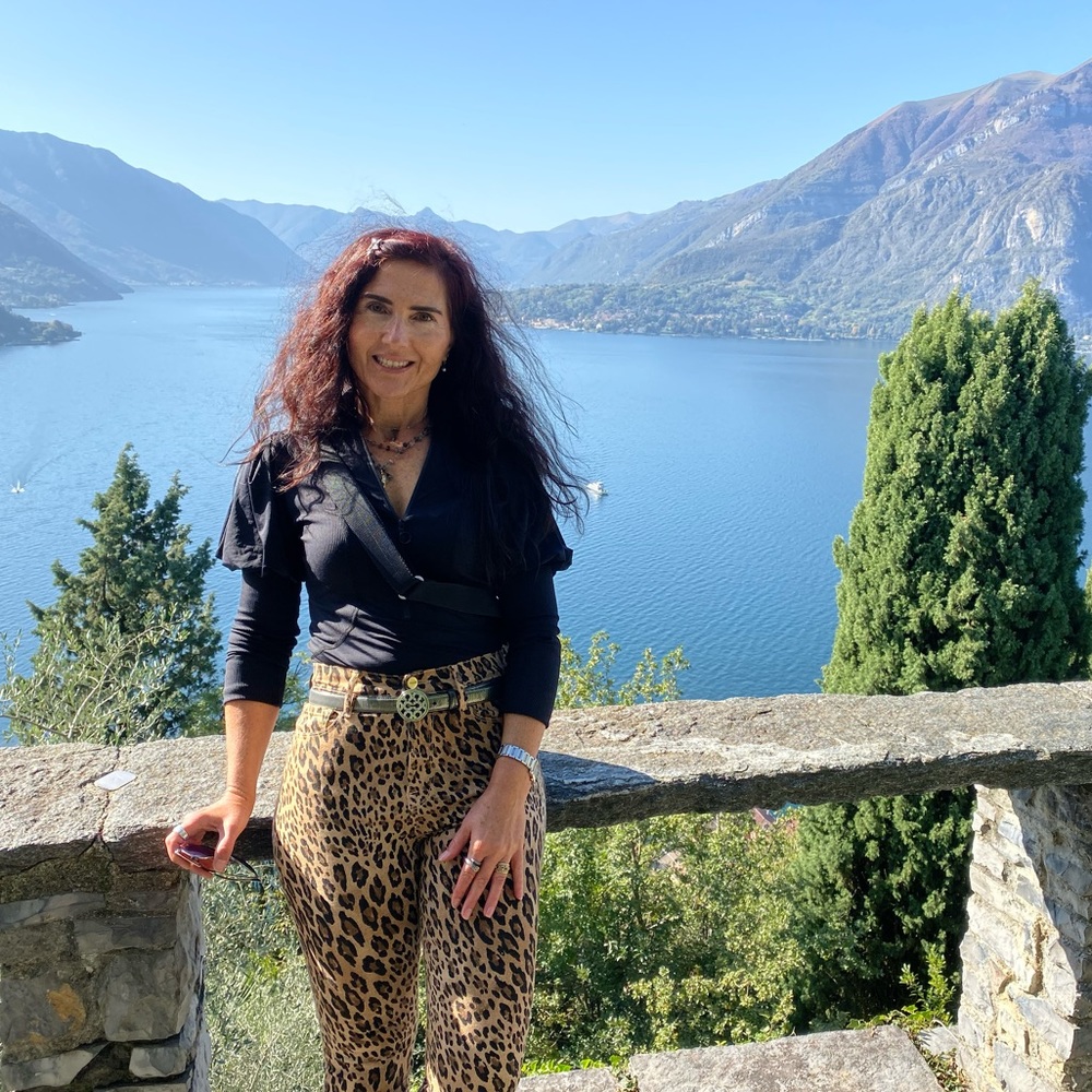 Meet your Posher, Andrea